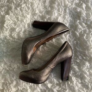 Shimmering Calvin Klein Heels